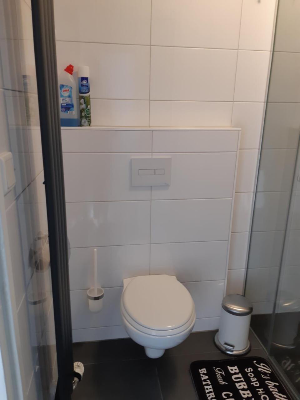 Hof Christina Vakantiewoningen Vrouwenpolder Buitenkant foto